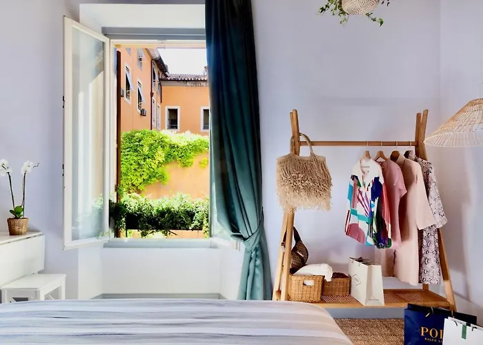 Apartment Hidden Gem In Center - Steps From Colosseum Rom