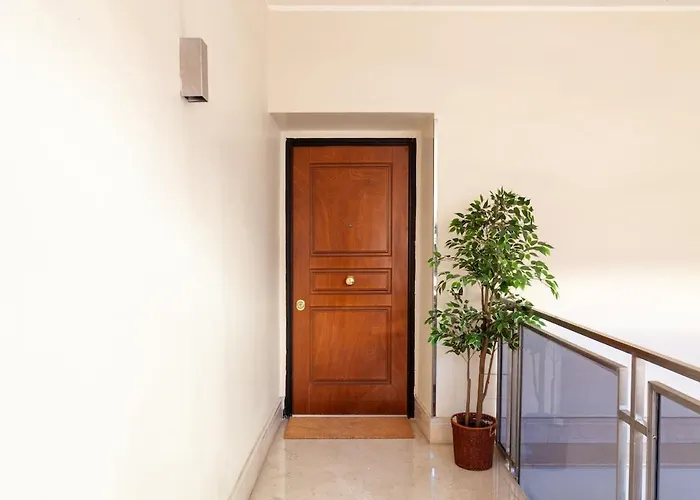 Hidden Gem In Center - Steps From Colosseum * Rom