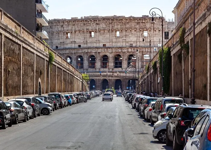 Hidden Gem In Center - Steps From Colosseum Apartment Rom