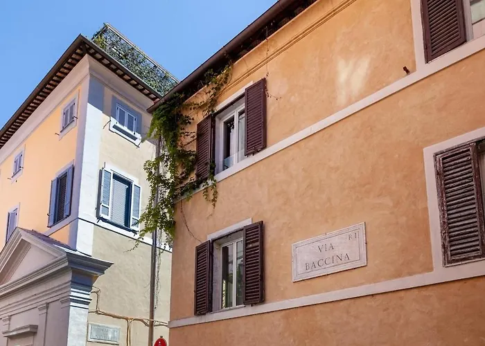 Hidden Gem In Center - Steps From Colosseum Apartment *