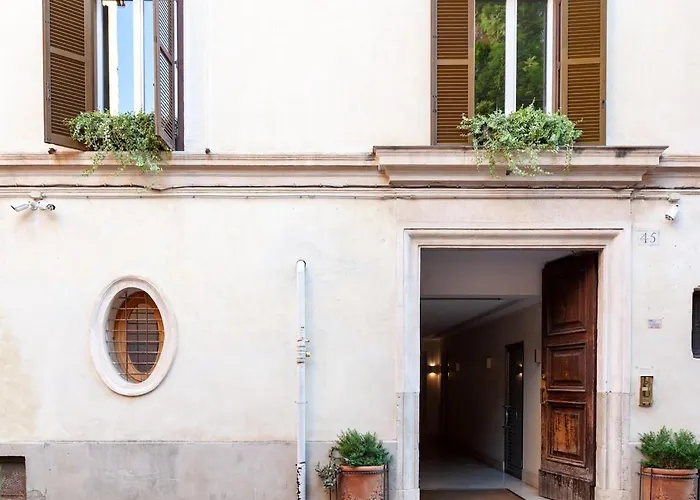 Apartment Hidden Gem In Center - Steps From Colosseum *